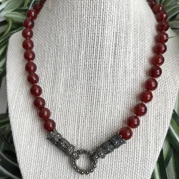 Art Deco Inspired Carnelian Beads & Pendant Necklace - Picture 13 of 16